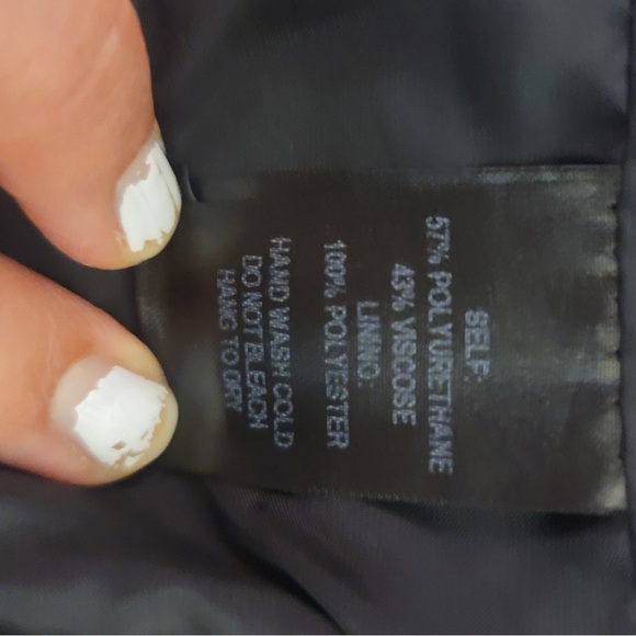 Lulu’s Vegan Leather Black Leather Jacket Size Small - Picture 5 of 7